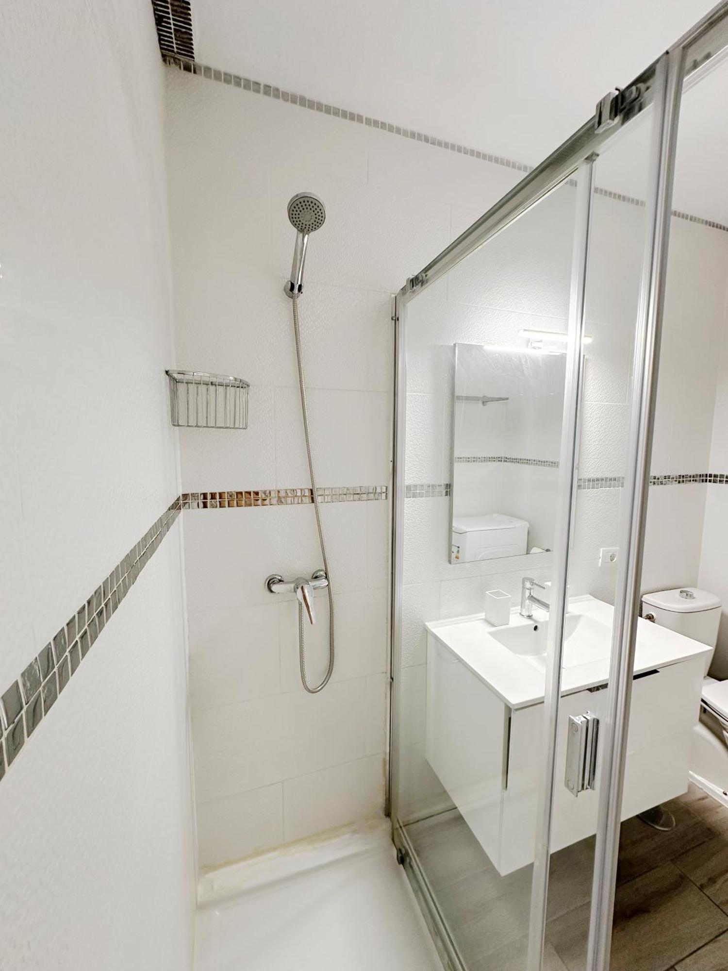 Classbnb - 3 Apartments 50M From The Las Americas Promenade アロナ エクステリア 写真