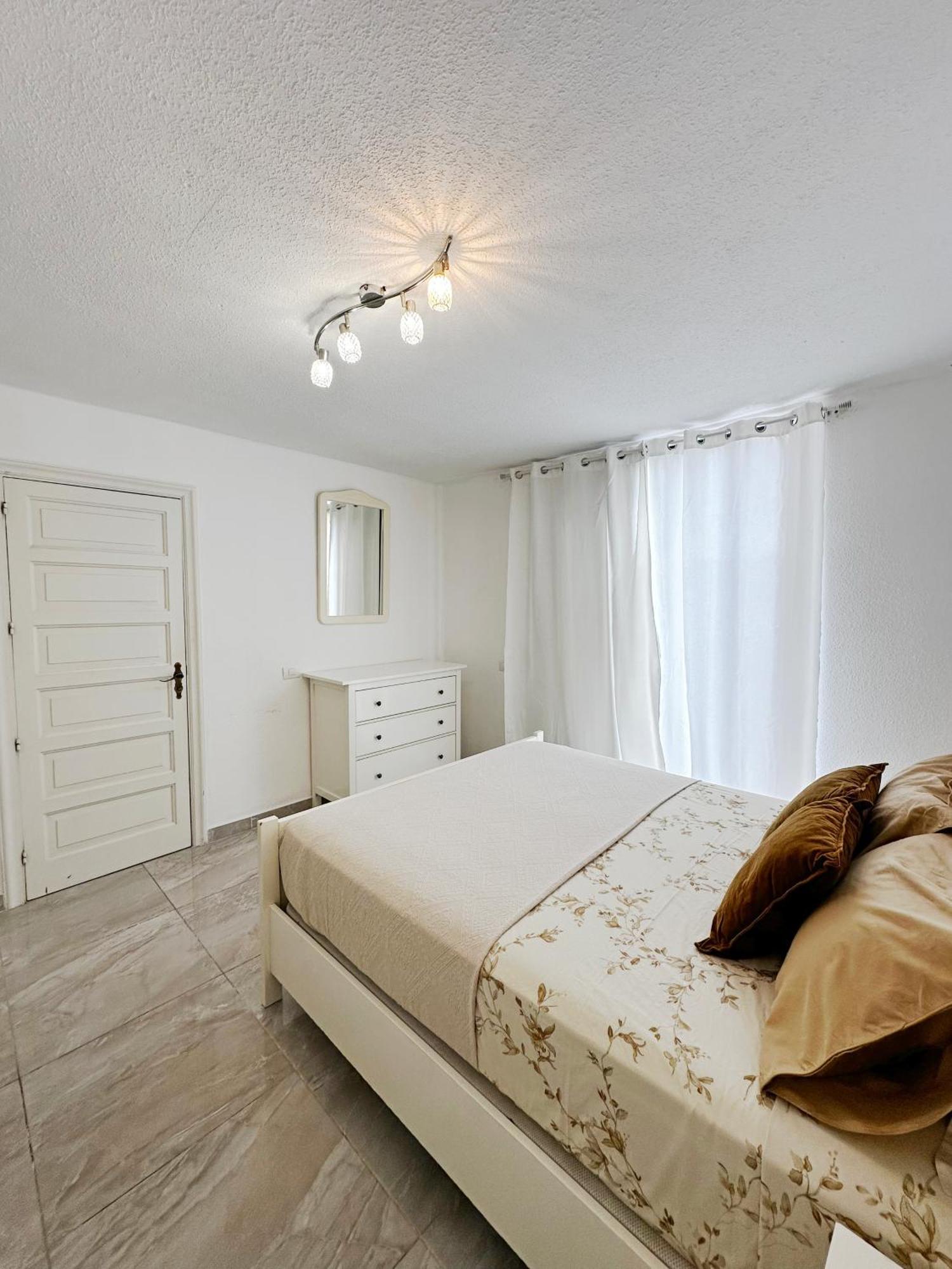 Classbnb - 3 Apartments 50M From The Las Americas Promenade アロナ エクステリア 写真